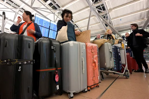 南韓機場工靠「懶人密碼」偷遍行李箱 連愛馬仕都有!得手逾913萬元