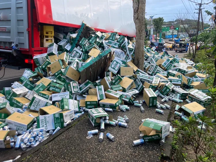 警方獲報後，第一時機趕往現場處理。翻攝照片