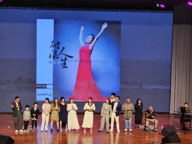 許多粉絲貼出當場的照片。翻攝自許常德臉書