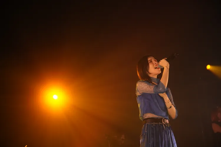 milet笑說這次的目標要讓所有日本工作人員吃到臭豆腐。大鴻藝術提供