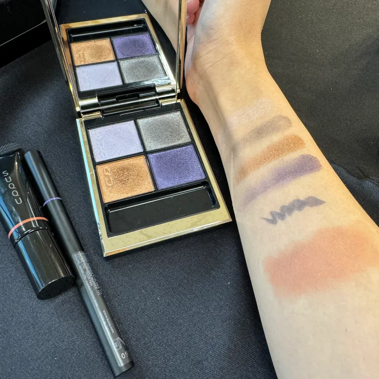 晶采彩妝組#星冴手部試色。張家玲攝