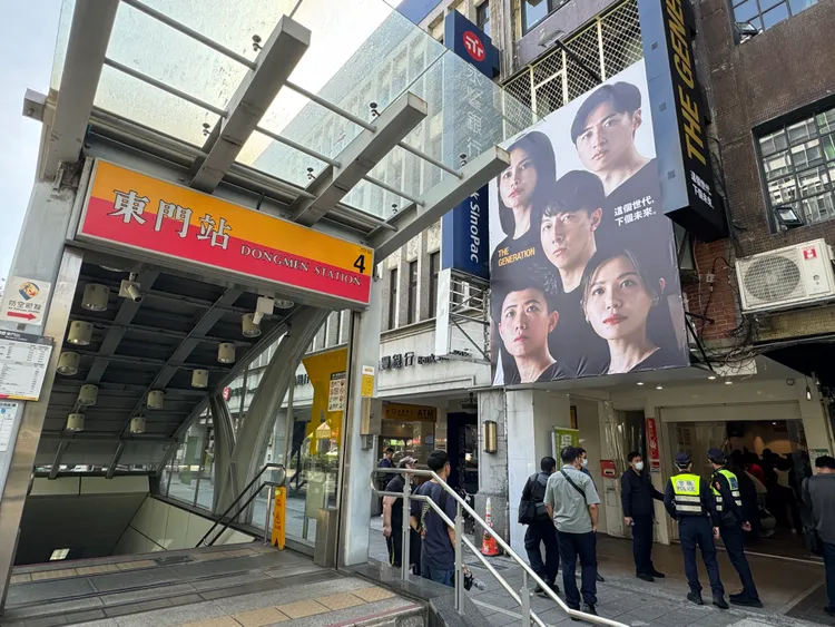 這個世代總部位在台北市捷運東門站4號出口。彭欣偉攝