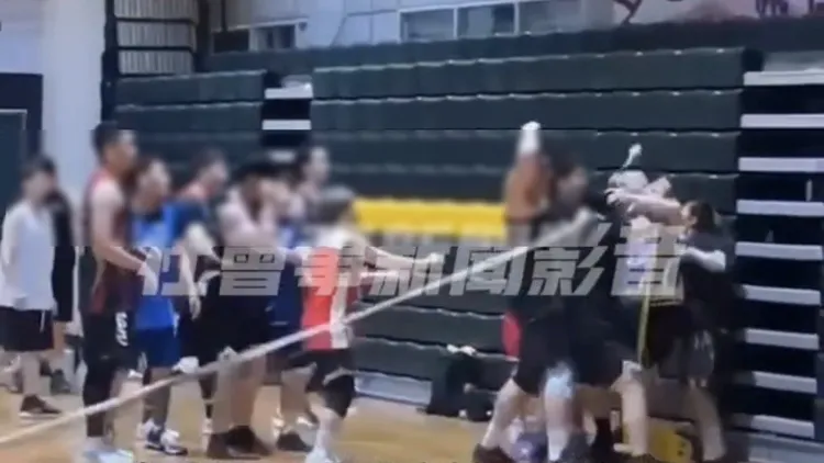 亂鬥場面混亂。取自社會事新聞影音