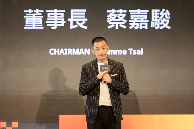 文策院董事長蔡嘉駿代表簽署。文策院提供