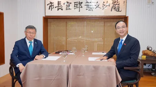預言藍白合無解「除非一邊是笨蛋」　胡采蘋：柯侯都不會燃燒自己助攻對方