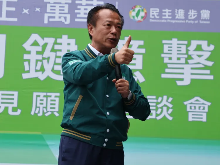 嘉義縣長翁章梁現身助講。吳沛憶辦公室提供