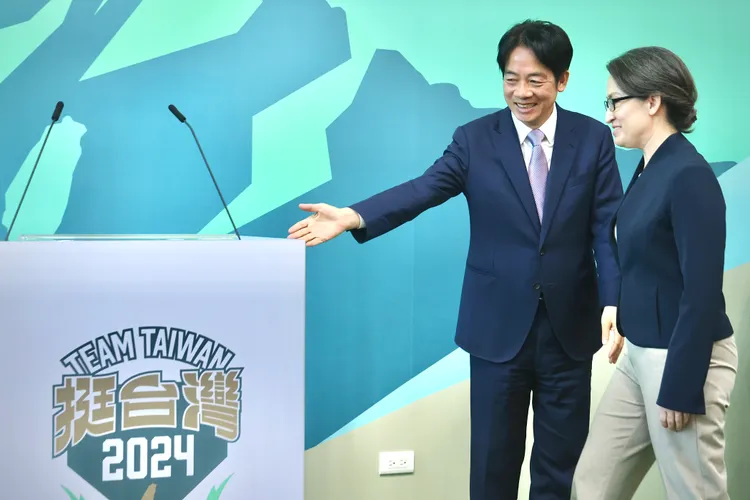 蕭美琴出席副手公布記者會，與賴清德首度公開合體。林林攝