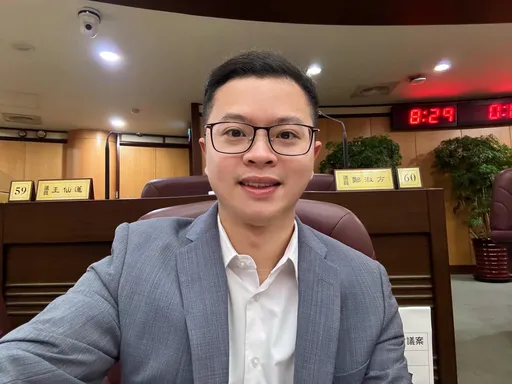 發文指黃珊珊把自己放在最安全的第一　凌濤：阿北！選後你要非常小心