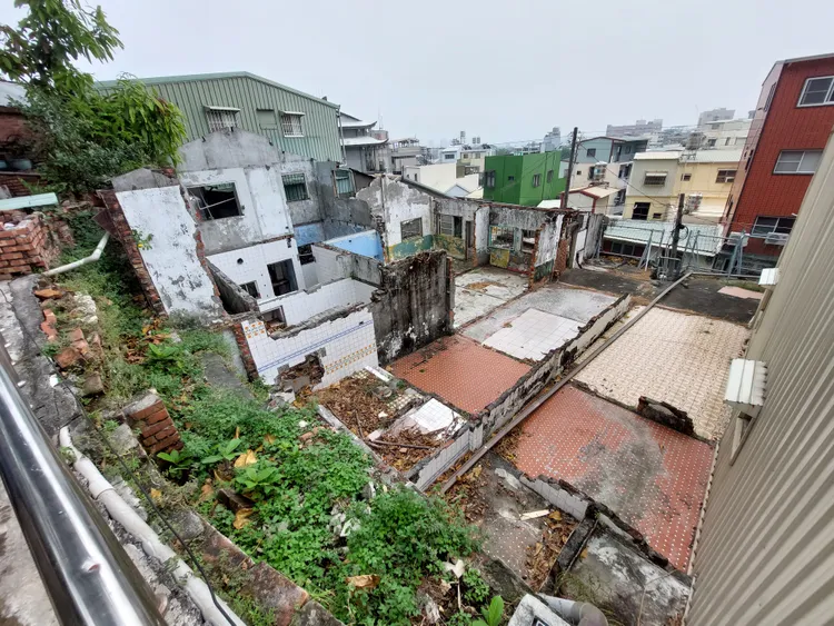 林欽榮表示，市府願與相關單位協商，改善壽山周邊環境。凃建豐攝