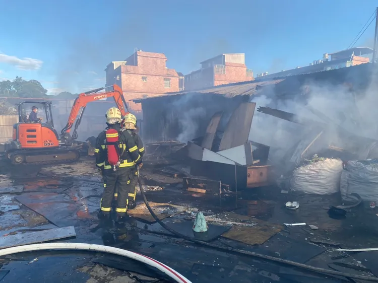 警消搶救。新竹縣消防局提供