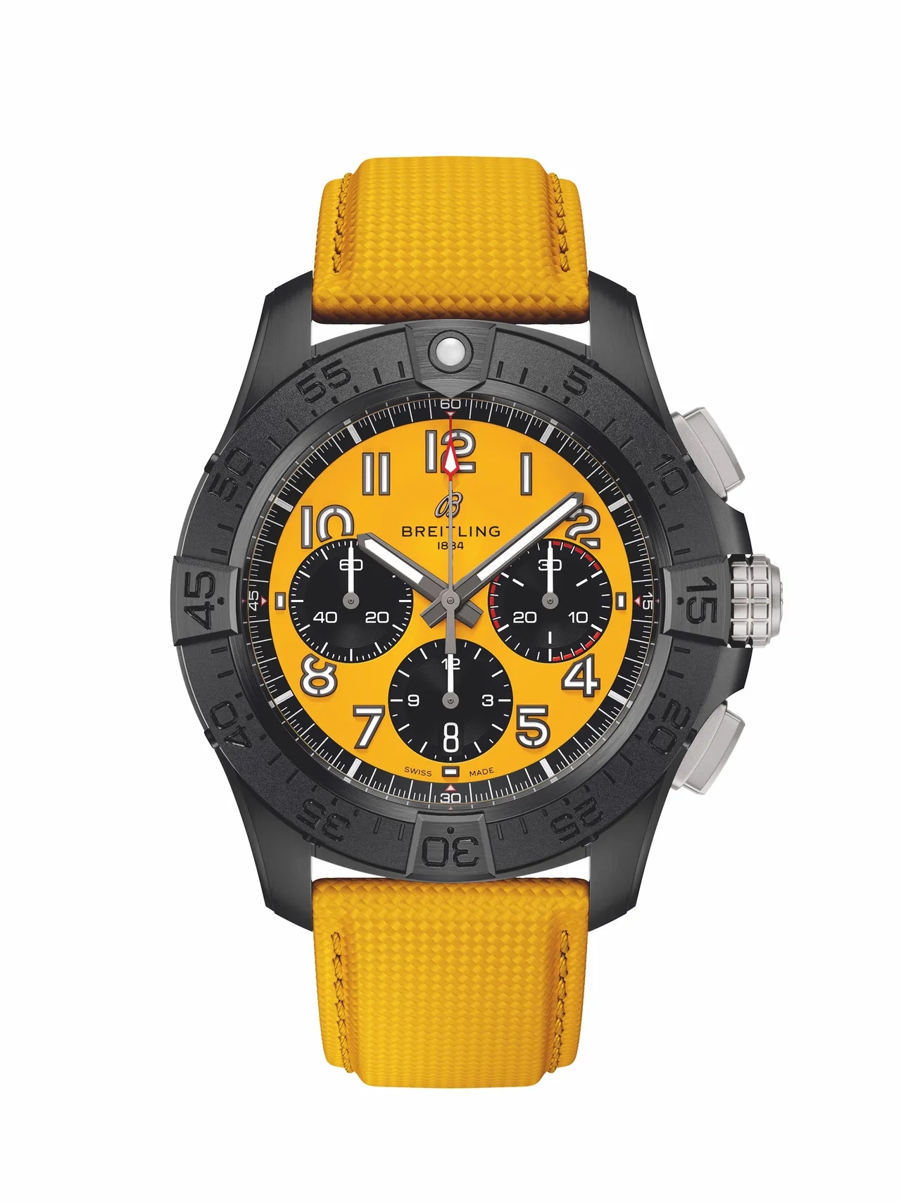 Avenger B01 Chronograph 44 Night Mission復仇者夜間任務計時腕錶黃面黃膠帶款,44mm,黑色陶瓷錶殼,碳纖維錶面、鈦金屬折疊穿釦軍用皮革錶帶,百年靈自製01機芯,動力儲存70小時,防水深度300米,26萬4000元。品牌提供