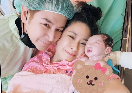 44歲葉家妤忍痛18小時險吃全餐 見「小酪梨」誕生淚崩了