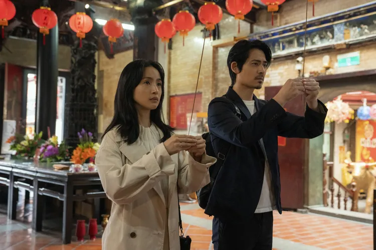 林依晨和阮經天訪嘉義樹木園。甲上提供