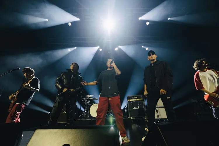 樂團「滅火器」預告將帶來多首夯曲。夥球擊提供