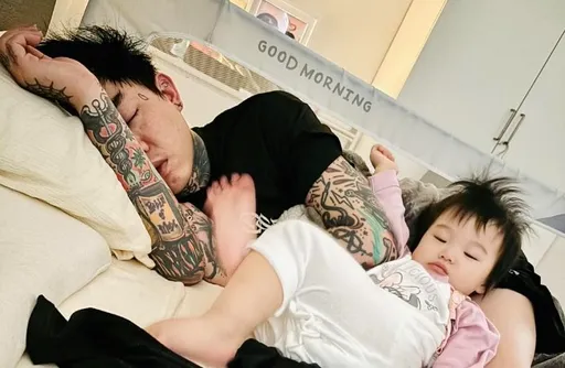 謝和弦生女兒才寫歌!揭二胎性別「實在太幸福」