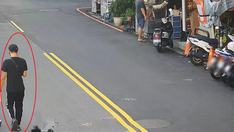 陳男提領贓款畫面被警方鎖定。民眾提供