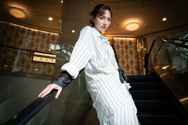 朵拉是這場記者會主持人。TVBS提供