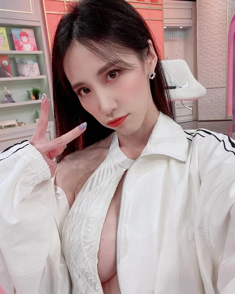 瑤瑤身材超火辣。翻攝自瑤瑤臉書