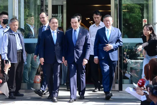 中共介入藍白合？柯文哲爆藍白協商後接到AIT電話　要秘書長去解釋