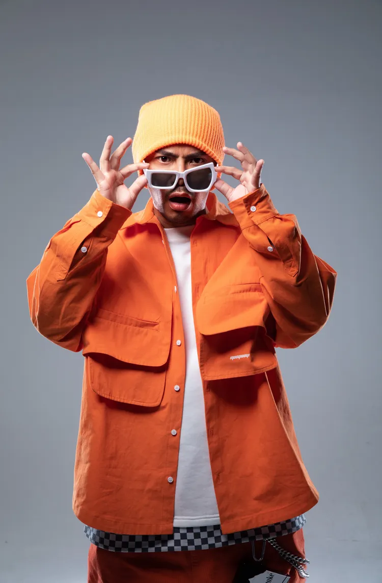 創作鬼才「黃明志」將在屏東跨年演出。縣府提供