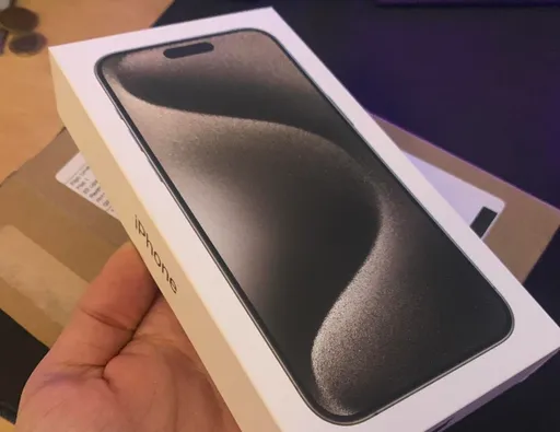 他上蘋果官網訂購iPhone 15 Pro Max　卻收到安卓山寨機