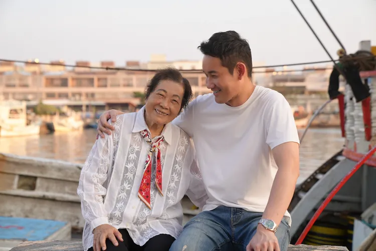 阿嬤當年只盼孫子能回頭。紅心字會提供