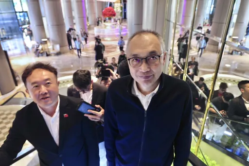 侯友宜不去君悅! 派幕僚親邀柯郭到馬辦會談