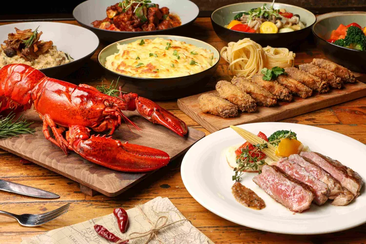 義饗食堂以包場空間、私廚料理分享餐為概念設計，12/1起推出「尾牙春酒專案」，每人只要980元起，含主餐、熱食及主食分享餐等超豐盛料理，最低20人起即可開席。業者提供