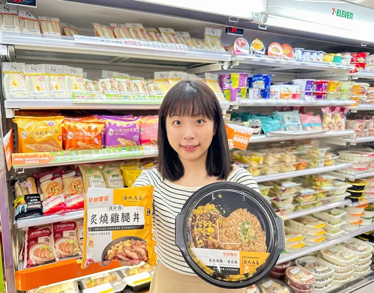 7-ELEVEN新品「台北鳥喜」炙燒雞腿湯泡飯、握便當炙燒雞腿丼。業者提供