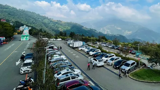 清境農場2停車場要收費了 1小時50元!24小時計費無上限