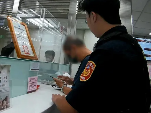 匯款千萬買黃金!內情不單純 中壢警婉言勸阻癡情男