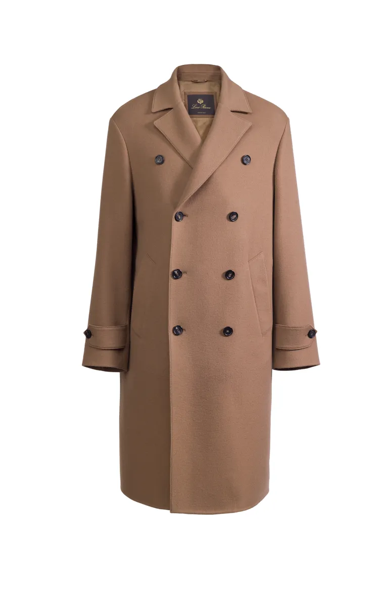 Loro Piana WINTON喀什米爾雙排釦大衣，30萬4100元。品牌提供