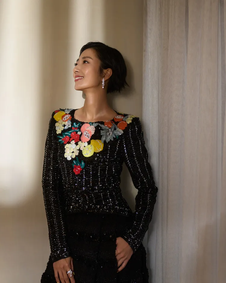 桂綸鎂當日配搭總價約620萬元的香奈兒頂級珠寶。品牌提供