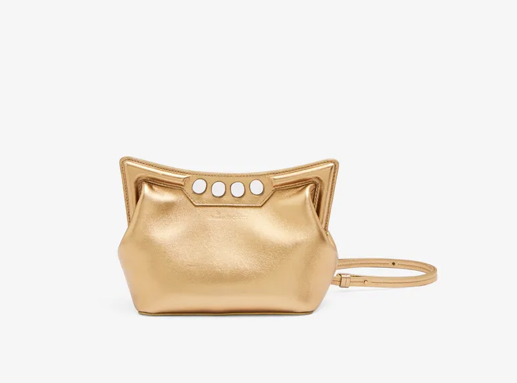 潔日系列迷你The Peak金色羊皮款，7萬1900元．品牌提供