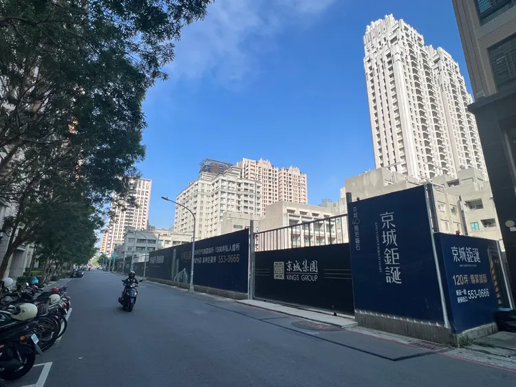 京城在農16有商辦與住宅案興建，當中商辦案預計明年進場。 葉家銘攝