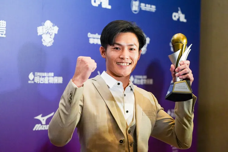 李宗賢拿下年度進步獎。  富邦悍將提供