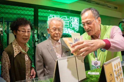 95歲「民主前輩」訪賴清德競總! 親捐款預祝勝選