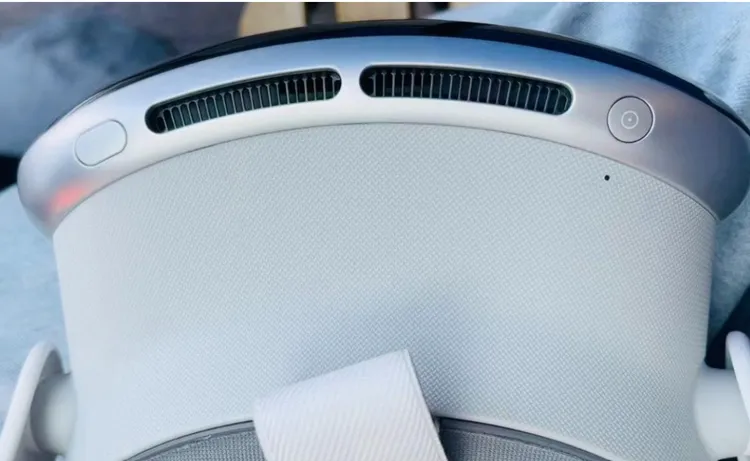 蘋果頭戴式裝置Vision Pro尚未開賣，中國已出現山寨版，工藝及材質粗糙。翻攝IT之家