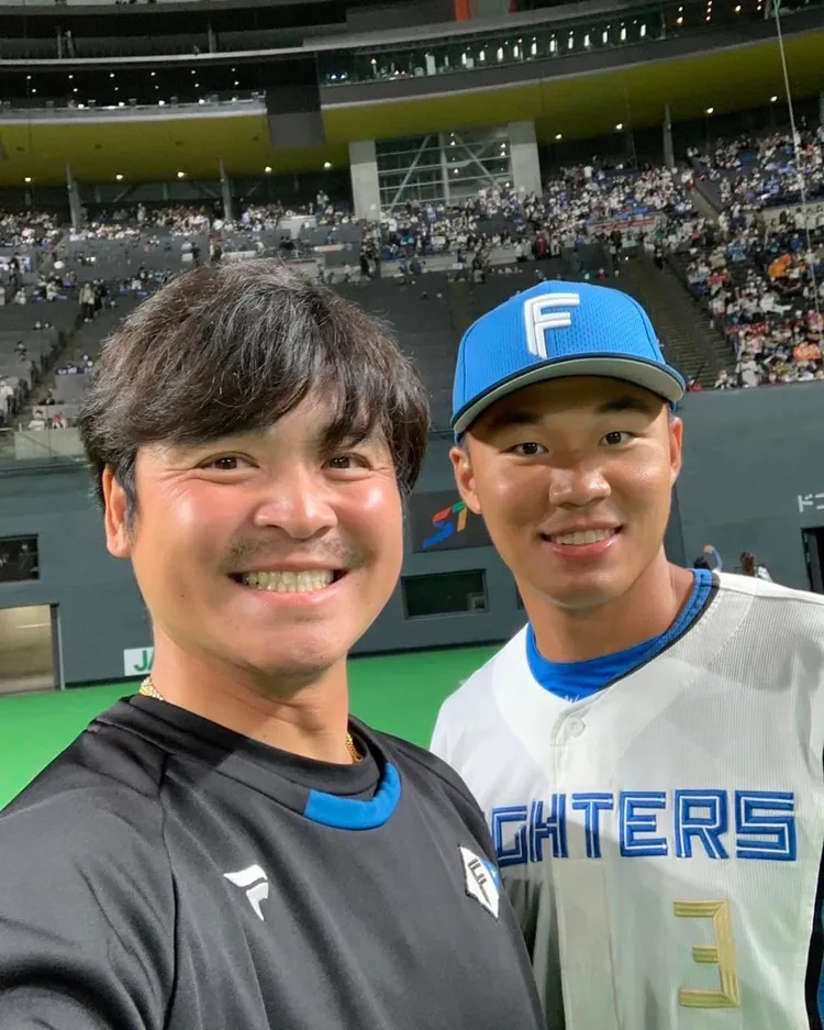 王柏融(右)。 翻攝王柏融臉書