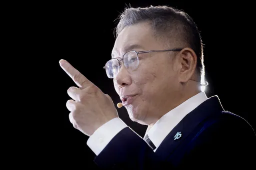 柯文哲「以總統候選人身分拚到底」又夜會郭台銘　他喊：朱立倫應該看懂了