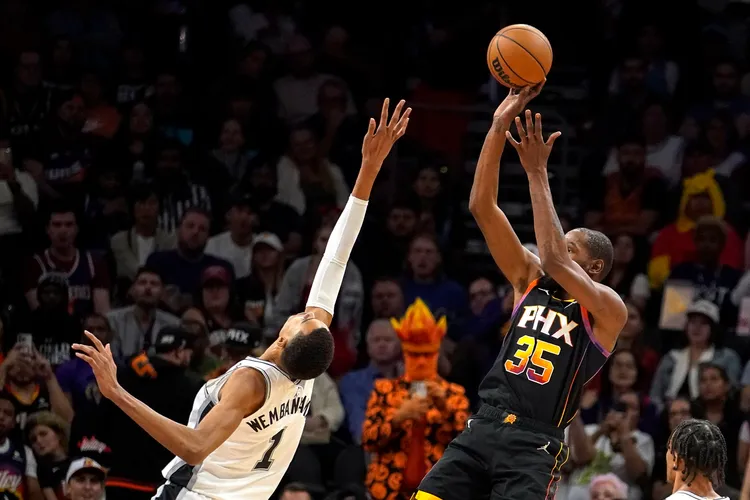 杜蘭特今和文班亞馬對決。   美聯社