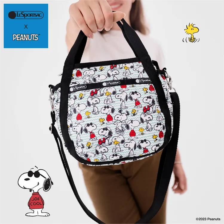 以滿版的JOE COOL與糊塗塔克呈現生動圖樣。品牌提供