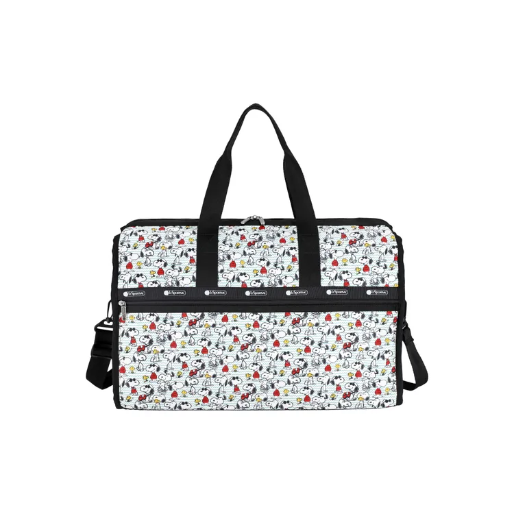 史努比與糊塗塔克奢華大型旅行袋，7700元。品牌提供