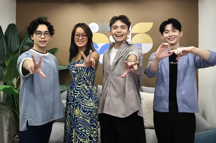 賀瓏（左起）、凱莉、黃豪平、曾博恩受訪。林林攝