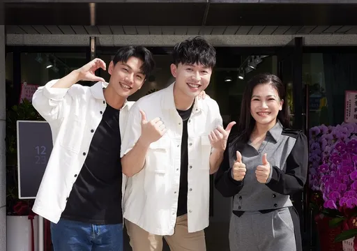 超偶冠軍砸百萬賣保養品揪12位幸運兒共進晚餐 金曲歌后黃妃北上力挺