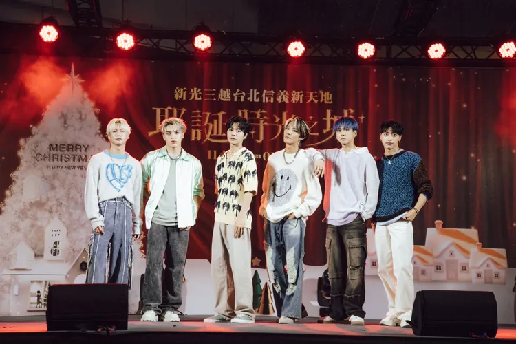 年度話題男團Ozone，左起周子翔、李哲言、林佳辰、林煥鈞、周祖安、黃文廷。業者提供