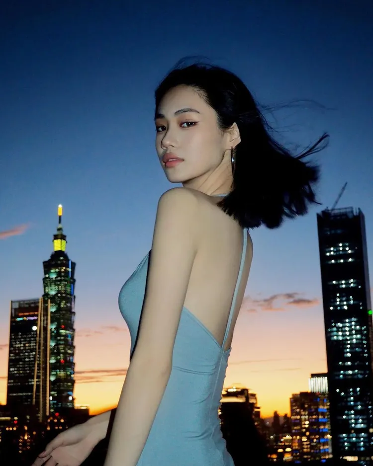 小模水兒長相神似舒淇。翻攝《waterbabygirl》IG