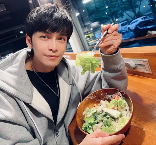 演藝圈震撼！GINO蔡東威面對老闆、經紀人同時罹癌，啟動天然保養關懷計畫！