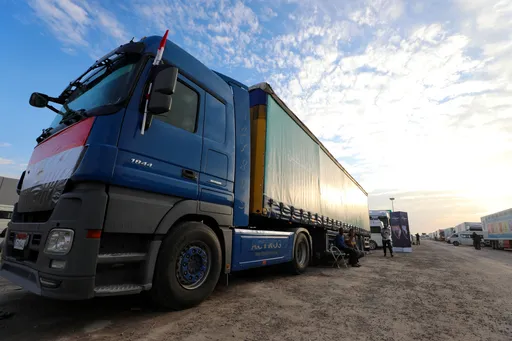 以哈停戰協議生效後 137輛援助卡車已在加薩卸貨