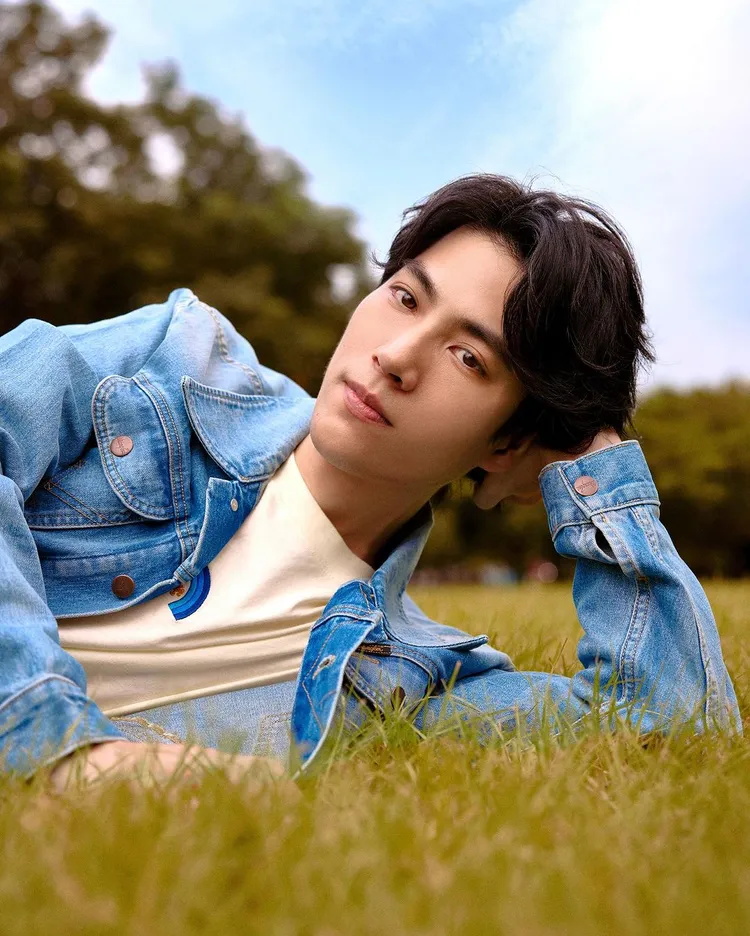 林子閎以復古造型亮相。翻攝林子閎IG